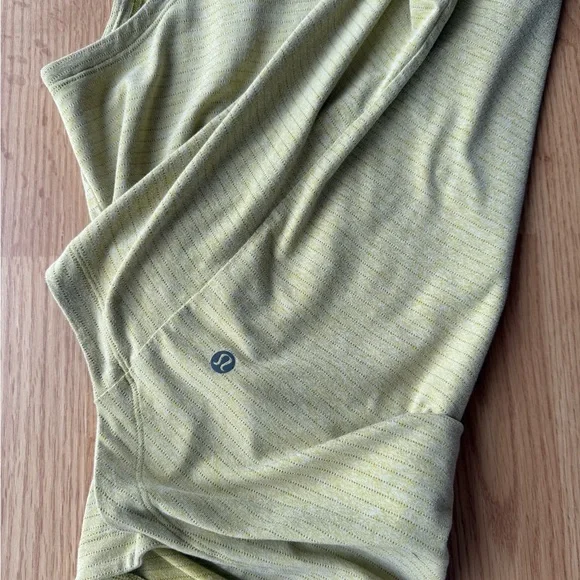 lululemon athletica Yellow Muscle Tee - Picture 2 of 3
